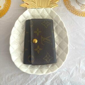 💎Louis Vuitton Monogram Keyholder